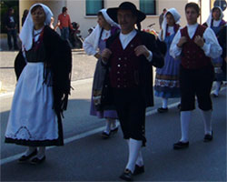 foto sfilata folklore